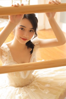 高度契合洛知意